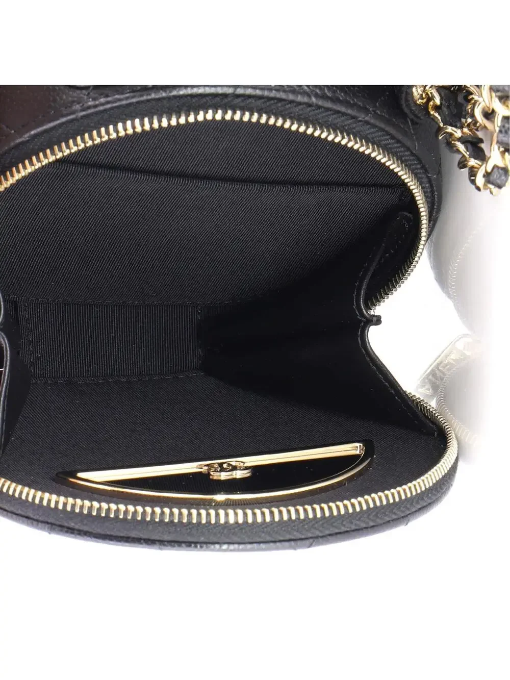 Chanel Handle With Care Round Vanity #270727C33B